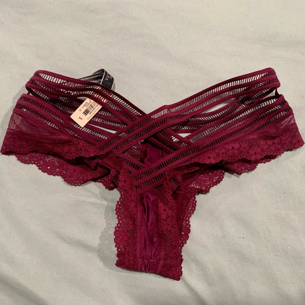 NWT Very Sexy Cheeky Small Panty